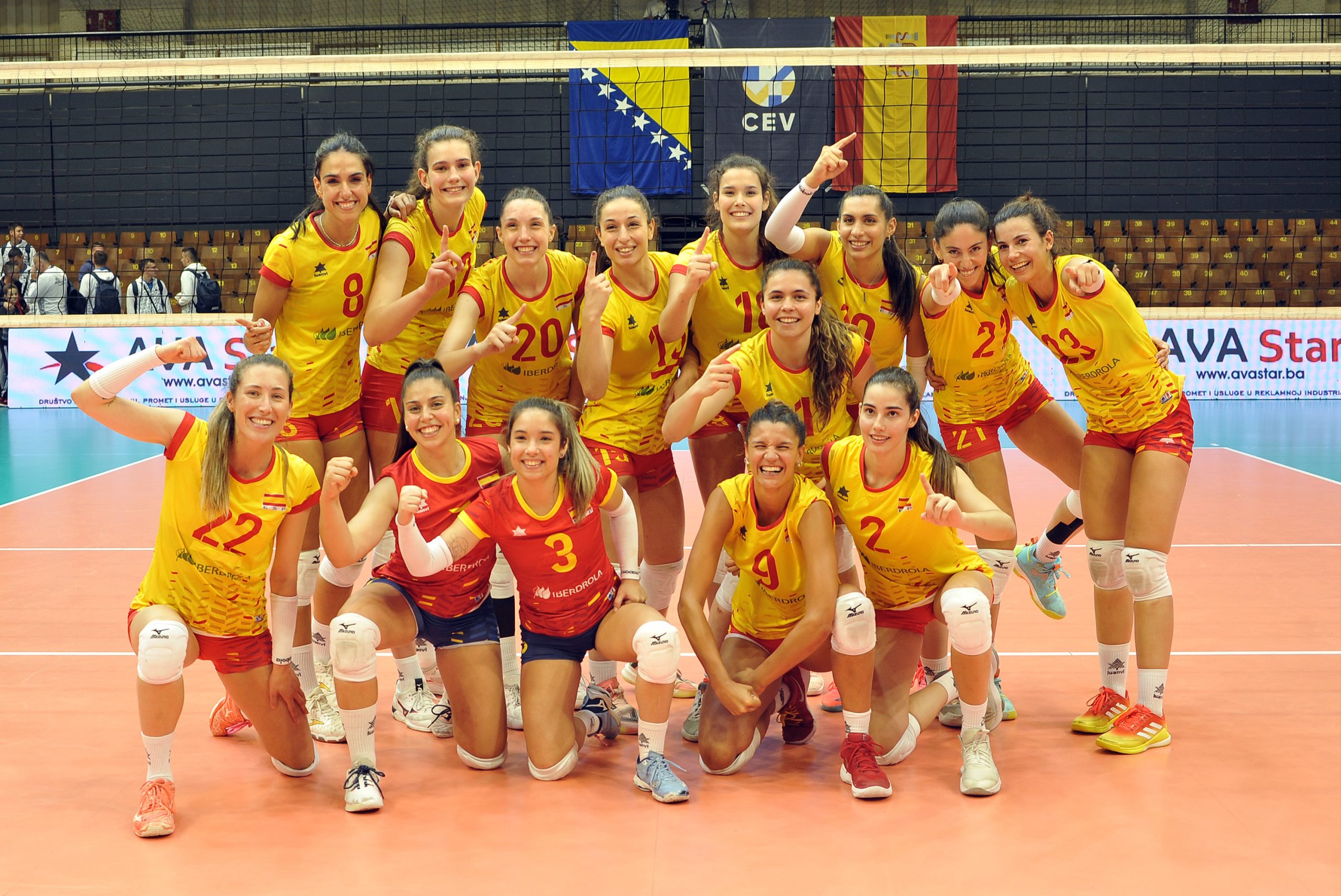 La española de voleibol femenina a refrendar sus opciones semifinales en Oviedo Federación Asturiana de Voleibol